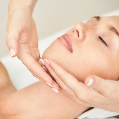 Wellness Relax - Gesichtsbehandlungen - Ihre Rundum - Wohlfühlbehandlung (POS) - Doriana Cosmetics GmbH