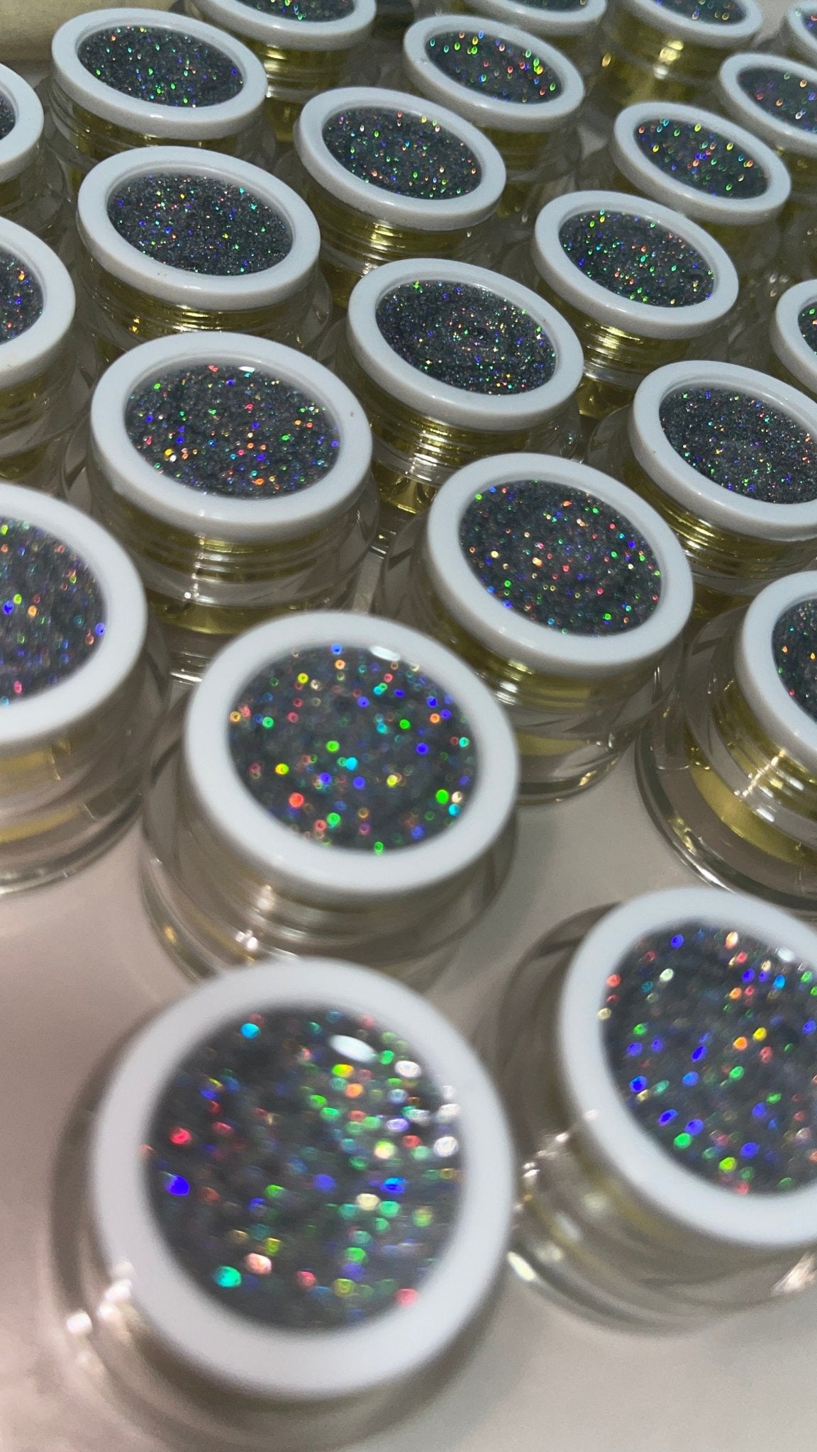 Doriana Cosmetics MAGICALLY Glittergel - Silvia Holo 5 ml (Art.-Nr.: C3), 5 ml - Doriana Cosmetics GmbH